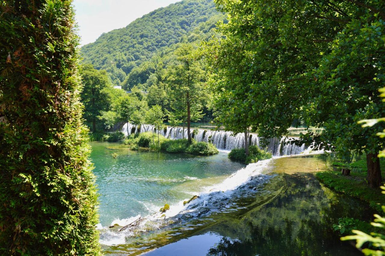 Konoba Slapovi Jajce Exterior foto