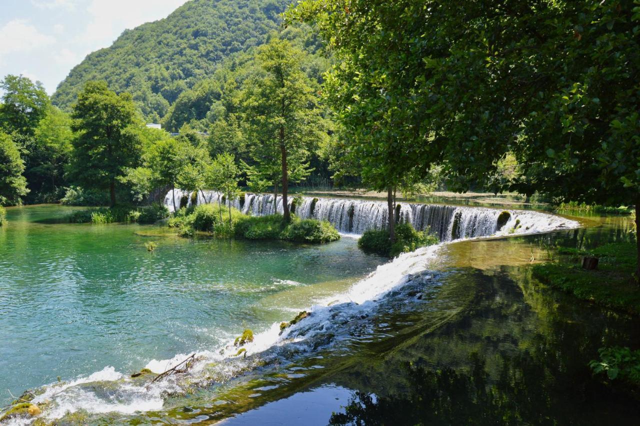 Konoba Slapovi Jajce Exterior foto