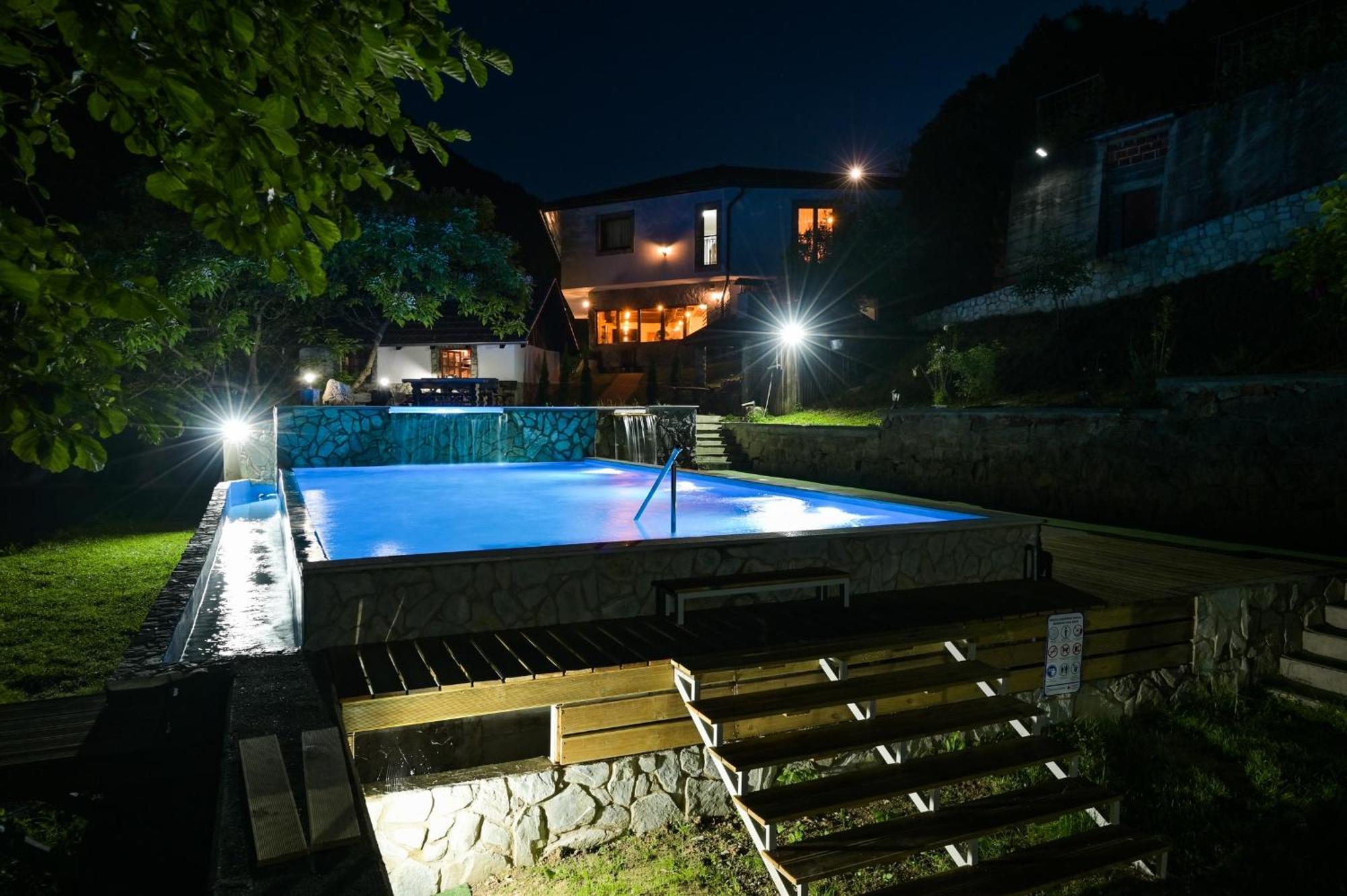 Konoba Slapovi Jajce Exterior foto